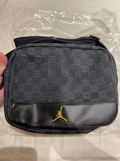 Nike Jordan Monogram Mini Messenger Bag Nike Jordan Monogram Mini Messenger Bag