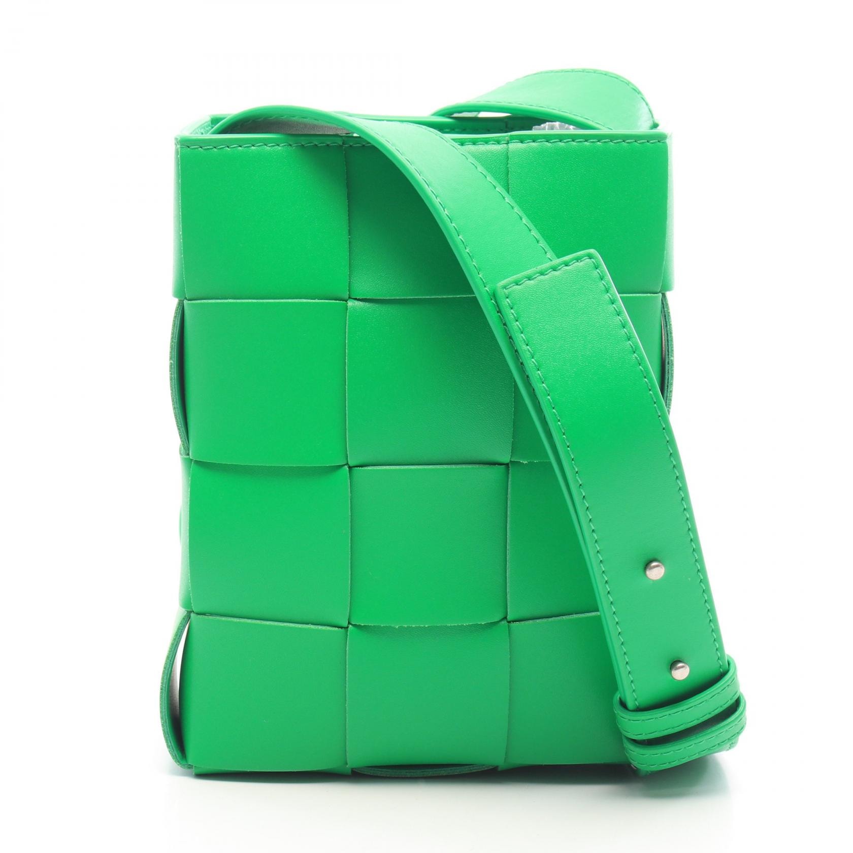 ボッテガヴェネタ BOTTEGA VENETA カセット ミニ クロスボディバッグ ショルダーバッグ バッグ レザー レディース グリーン系 729298 【中古】