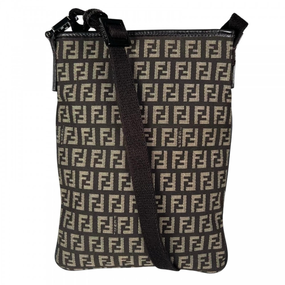 FENDI フェンディ ショルダーバッグ  キャンバス  レザー  ブラウン 茶 シルバー金具 メンズ【中古品】