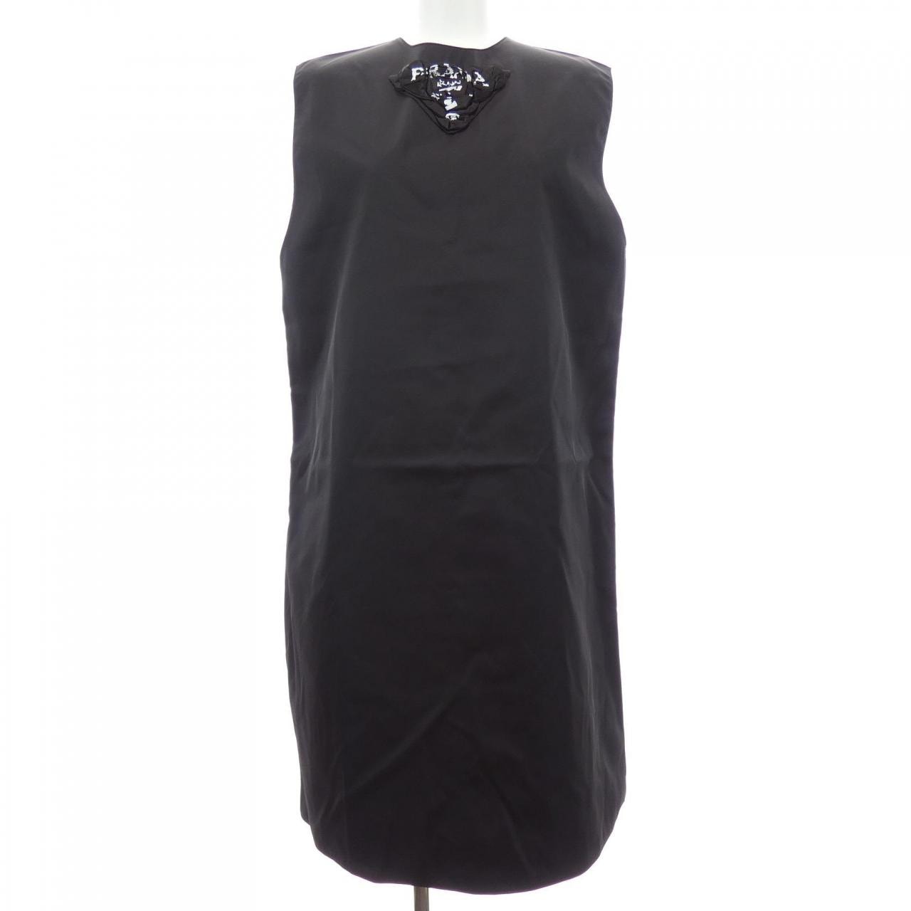 プラダ PRADA トライアングルロゴ RE-NYLON 230652 S211 1WQ8 ワンピース