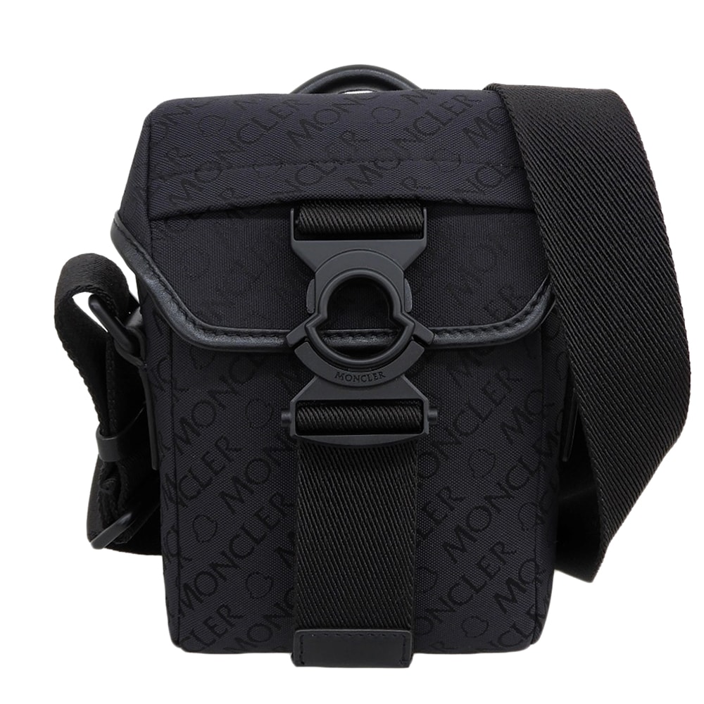モンクレール 美品 SPREAD CROSS BODY クロスボディショルダーバッグ メンズ ブラック 22年製