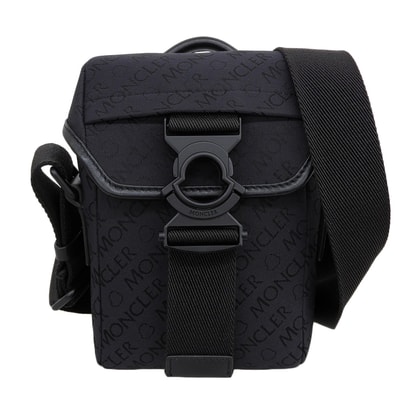 モンクレール 美品 SPREAD CROSS BODY クロスボディショルダーバッグ メンズ ブラック 22年製