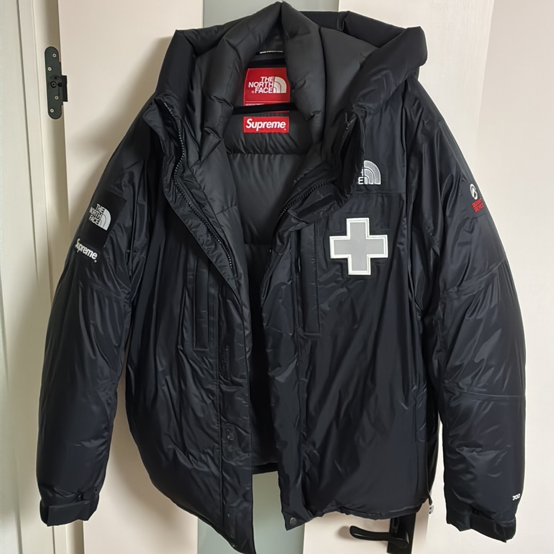 Supreme x The North Face Summit Series Rescue Baltoro Jacket "Black"