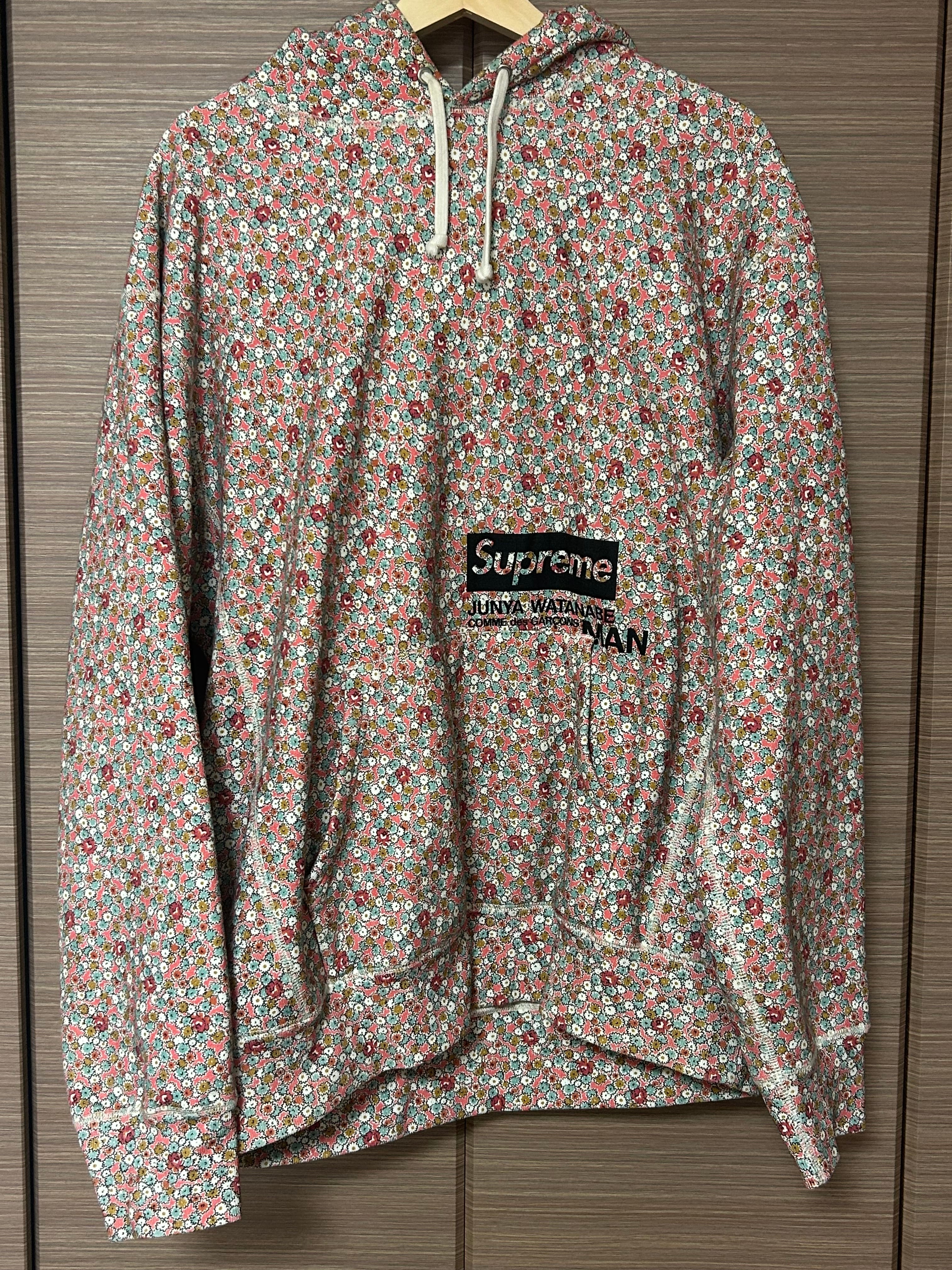 Supreme / JUNYA WATANABE COMME des GARCONS MAN Hooded Sweatshirt "Pink Flowers"