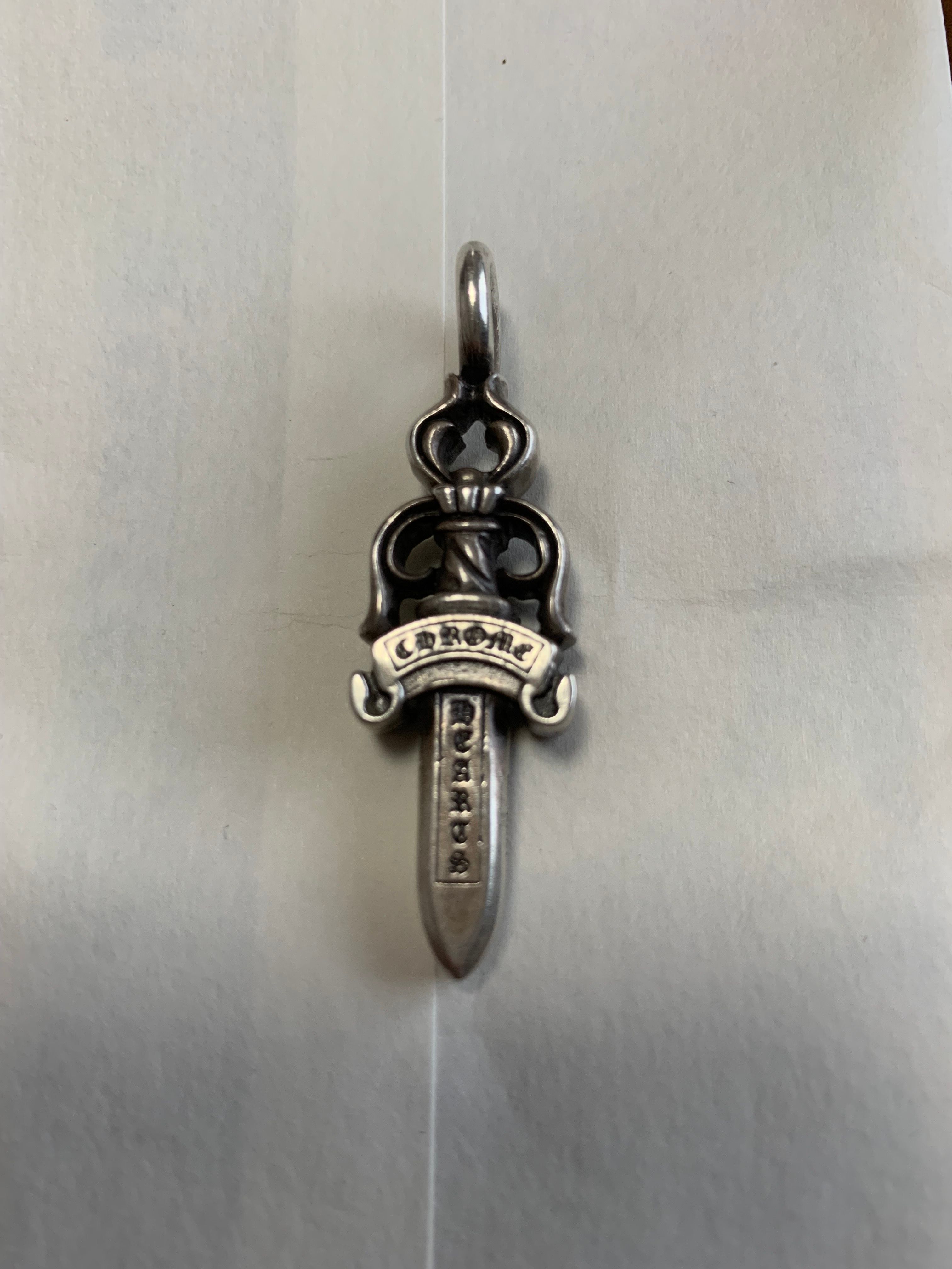 Chrome Hearts Double Dogger Pendant "Silver"