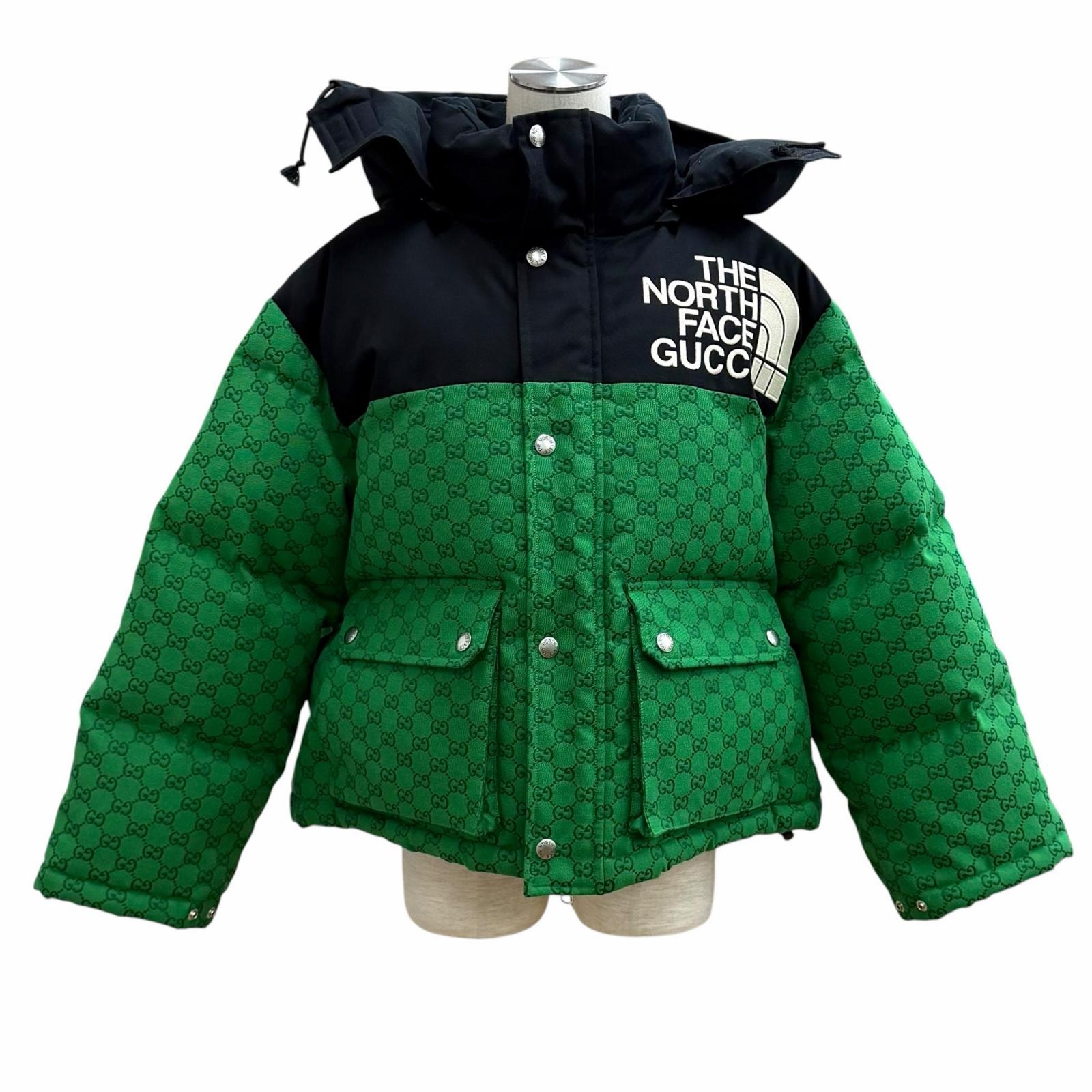極美品 グッチ×ザ・ノースフェイス ダウンジャケット グリーン レディース XS 670908