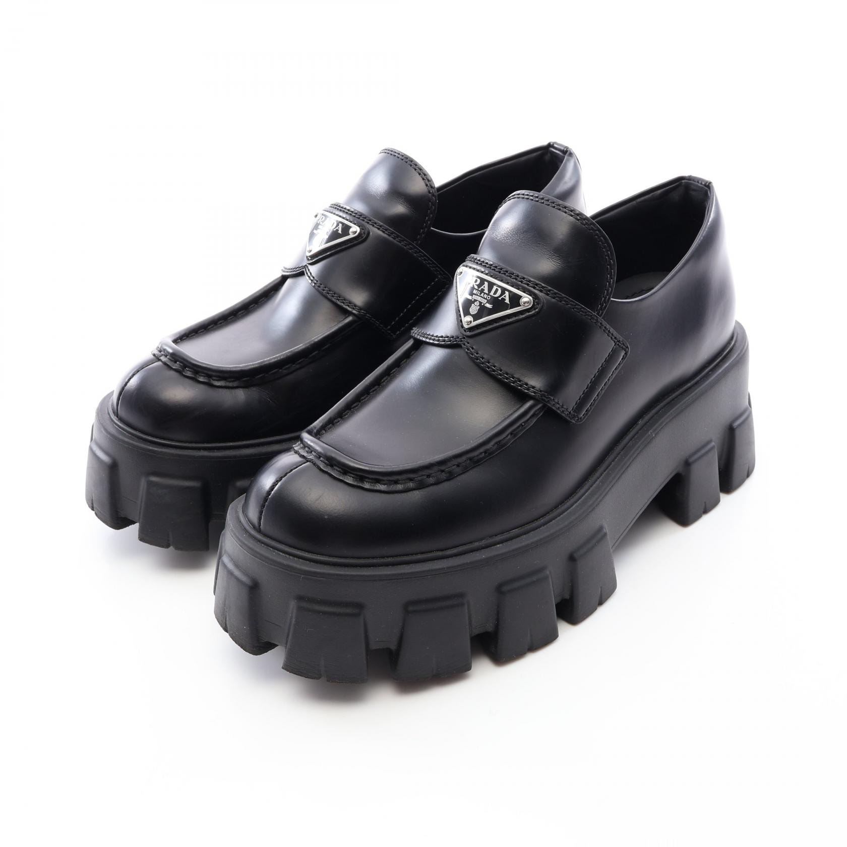プラダ PRADA 三角プレート 厚底 ローファー 靴 レザー レディース ブラック系 【中古】