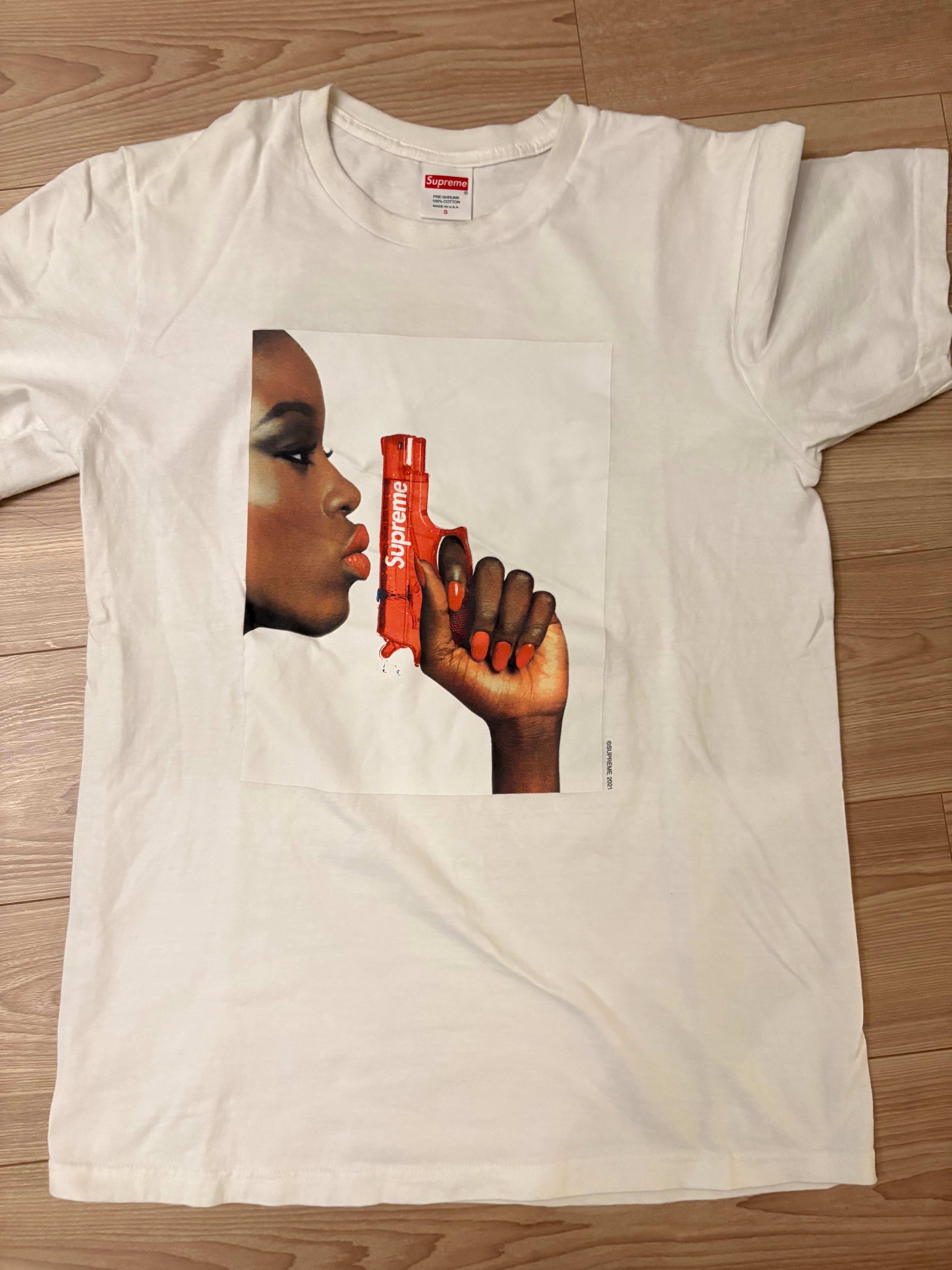 Supreme Water Pistol Tee 