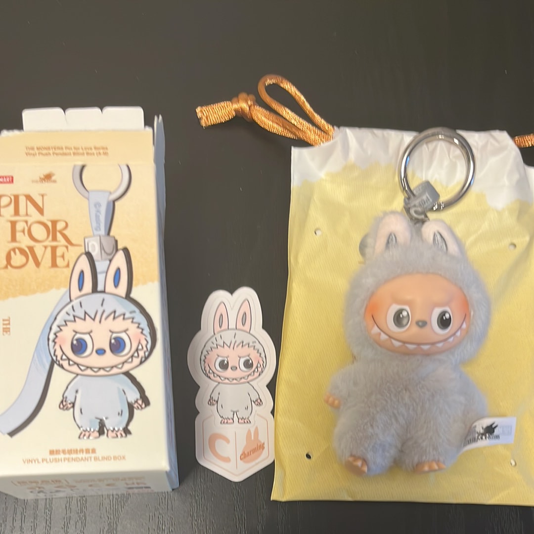 POP MART THE MONSTERS (LABUBU) Pin for Love Series-Vinyl Plush Pendant (A-M) C