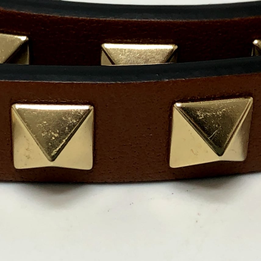 A+ (新品・未使用(ワケあり))】ヴァレンティノ VALENTINO スタッズ A+ (新品・未使用(ワケあり))】ヴァレンティノ VALENTINO スタッズ