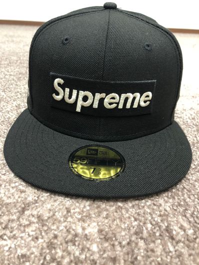 Supreme $1M Metallic Box Logo New Era® "Black"