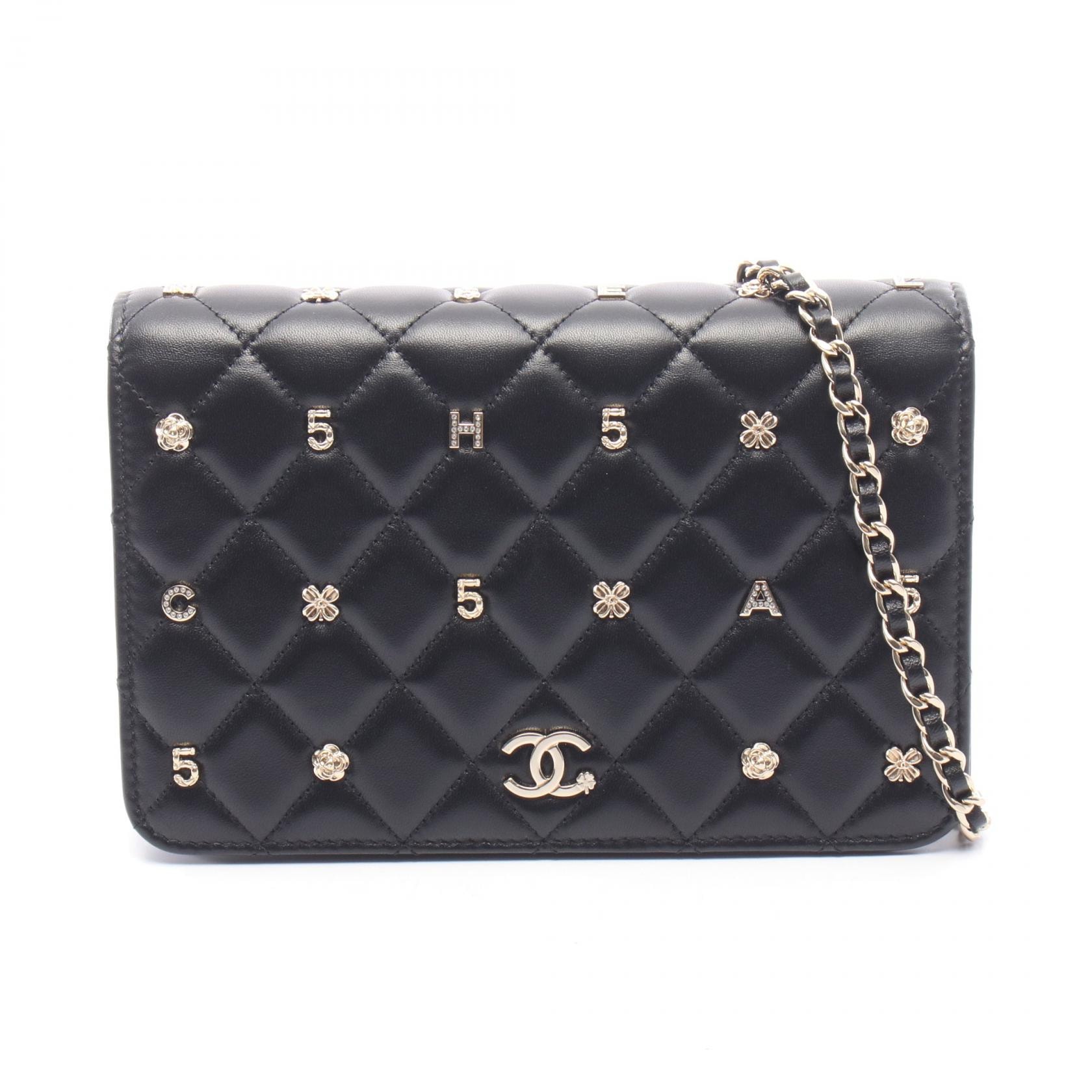 シャネル CHANEL マトラッセ アイコンチャーム ショルダーバッグ バッグ ラムスキン(羊革) レディース ブラック系 【中古】