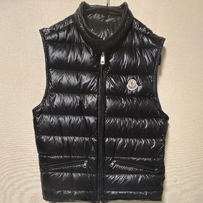 モンクレール ダウンベスト