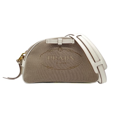 PRADA プラダ ロゴ ジャカード リボン ショルダーバッグ
トライアングルロゴ 三角プレート キャンバス レザー ブラウン レディース
【中古】