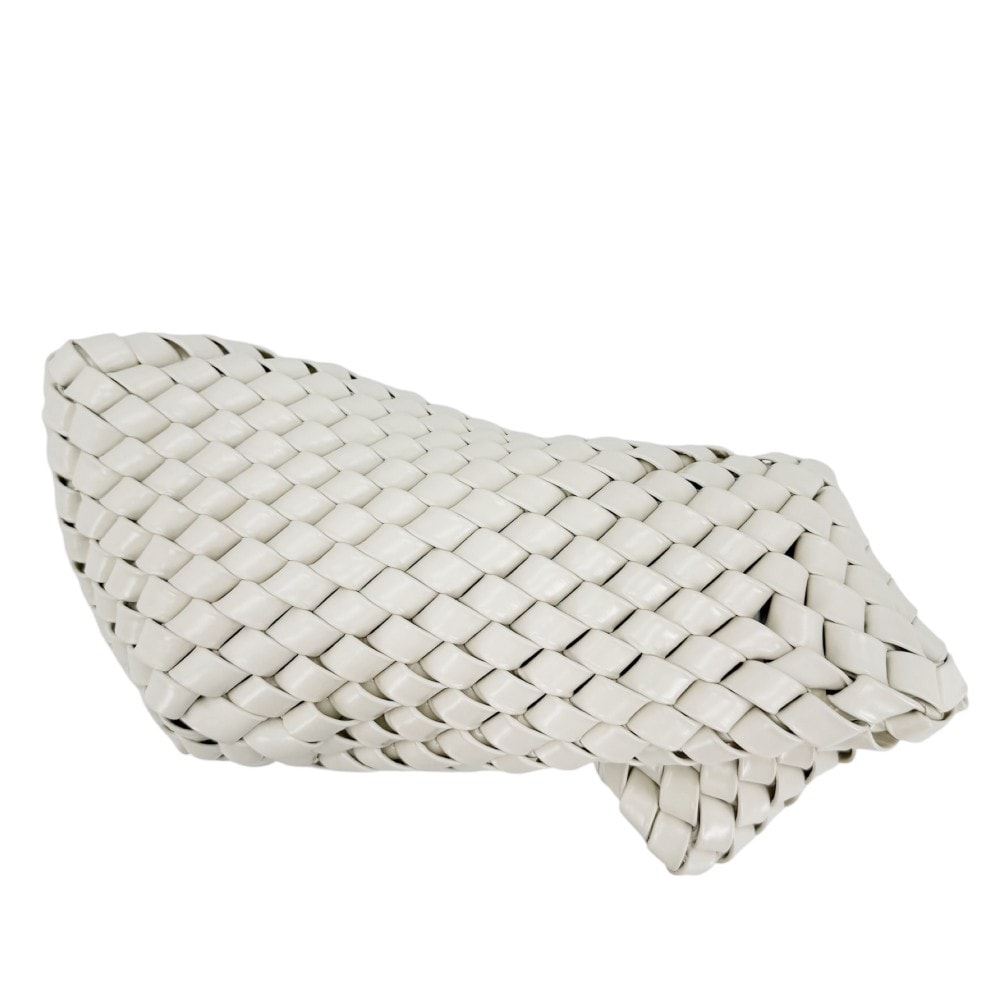 BOTTEGAVENETA ボッテガヴェネタ クラッチバッグ イントレチャート 小物入れ ポーチ エナメル ホワイト 白 シルバー金具 レディース【中古品】