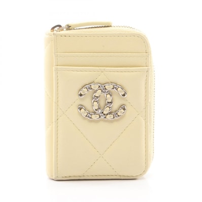 シャネル CHANEL 19 ディズヌフ マトラッセ コインケース 財布 ラムスキン(羊革) レディース イエロー系 AP2701 【中古】