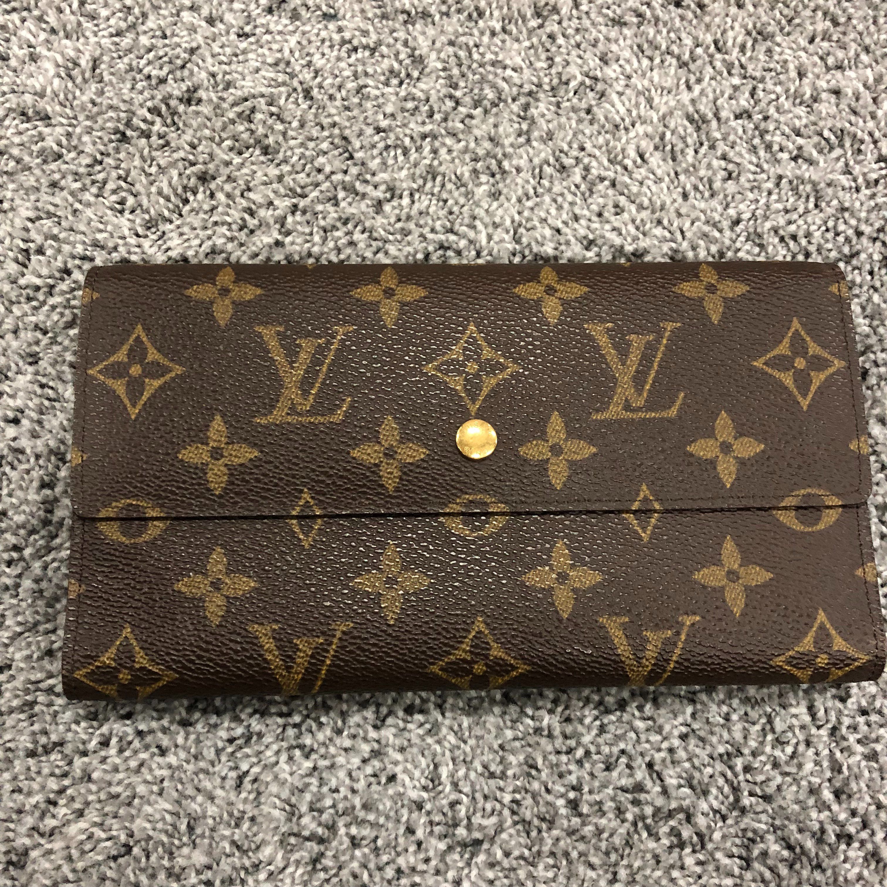 Louis Vuitton Sarah Wallet Monogram