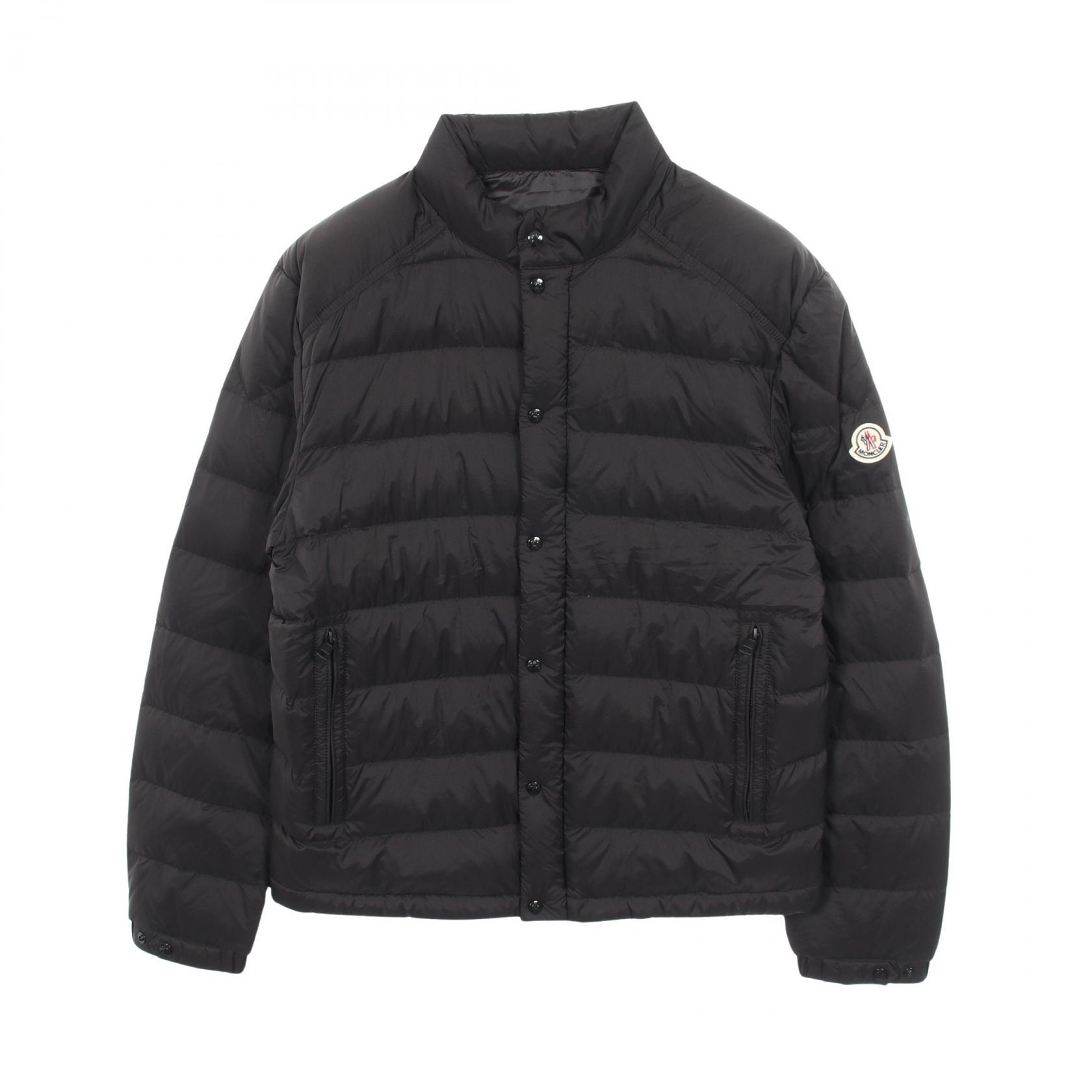 モンクレール MONCLER SELVES ダウンジャケット 衣料品 アウター ナイロン メンズ ブラック系 1A00023 【中古】