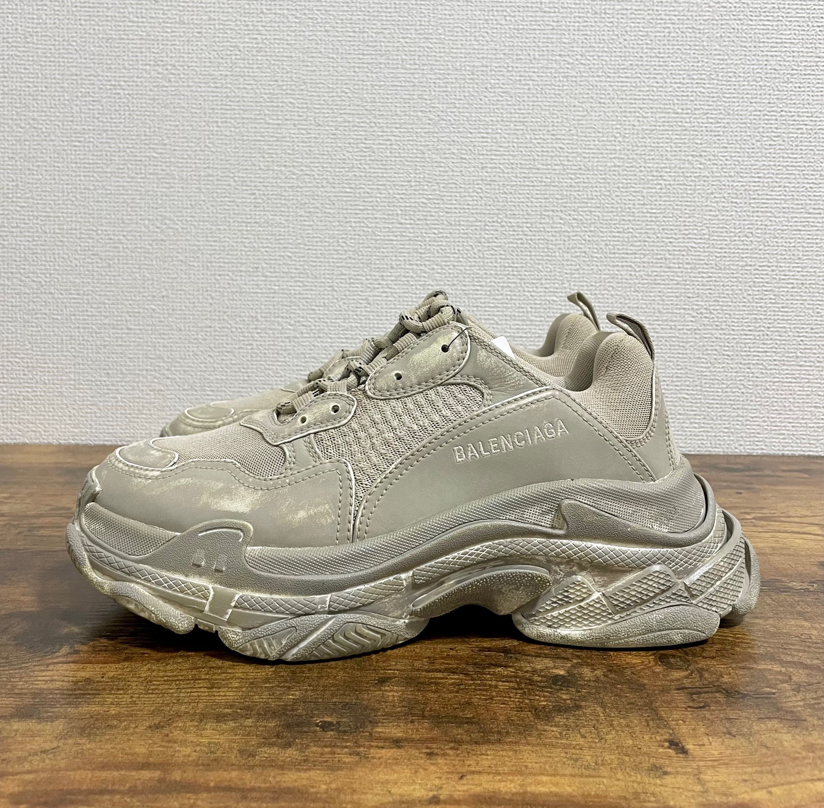 【新品】バレンシアガ Triple S フェードスニーカー