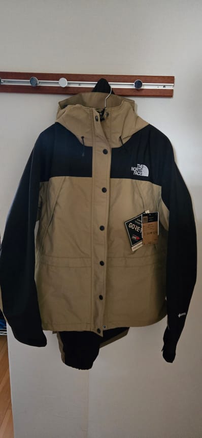 The North Face Mountain Light Jacket "Kelp Tan"