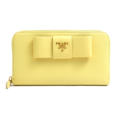 プラダ PRADA ラウンドファスナー長財布 レザー イエロー レディース【中古】 r11329a