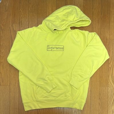 Supreme KAWS Chalk Logo Hooded Sweatshirt "Light Lemon"(2021)