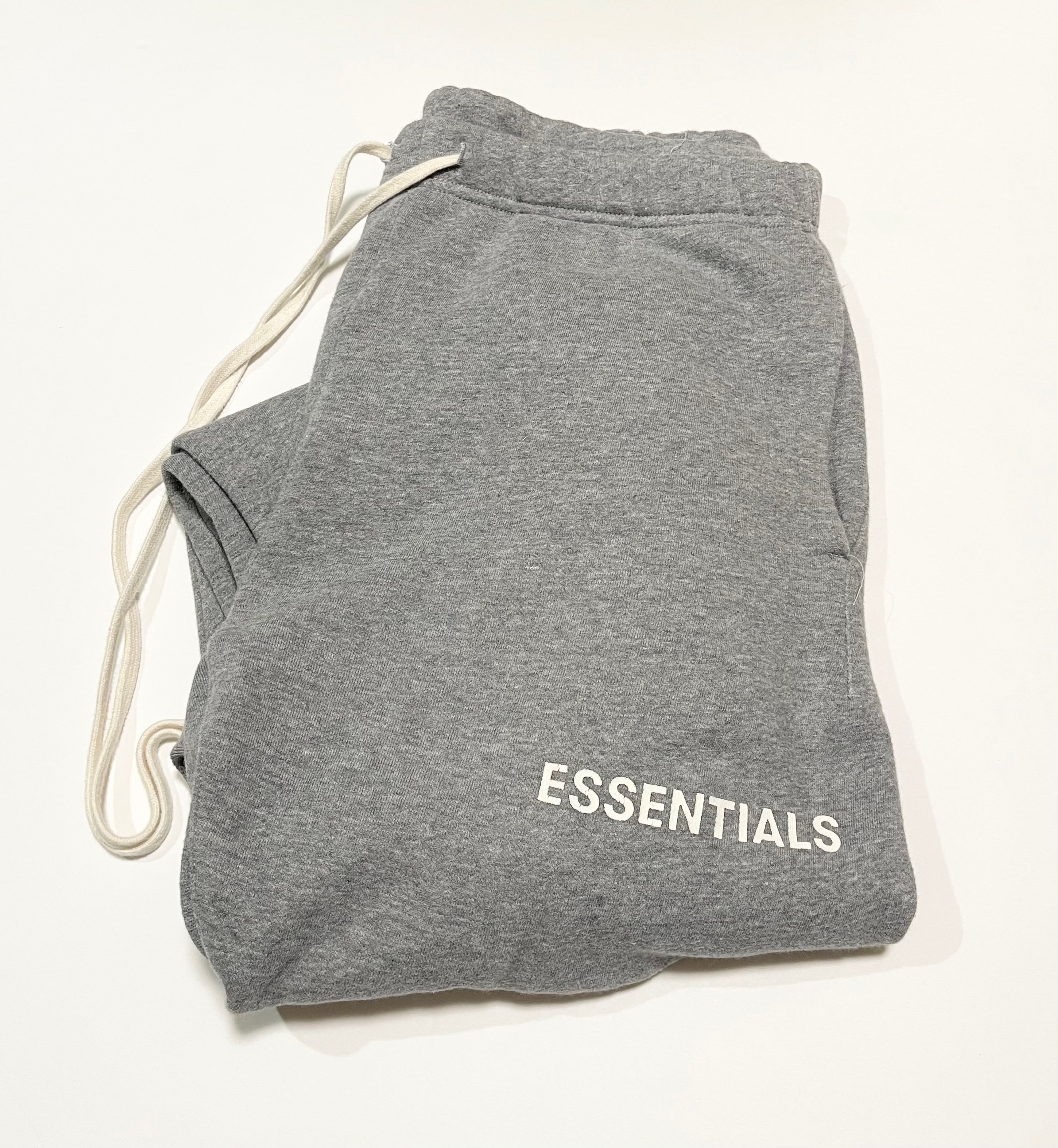 FEAR OF GOD Essentials Graphic Sweatpants "Grey"