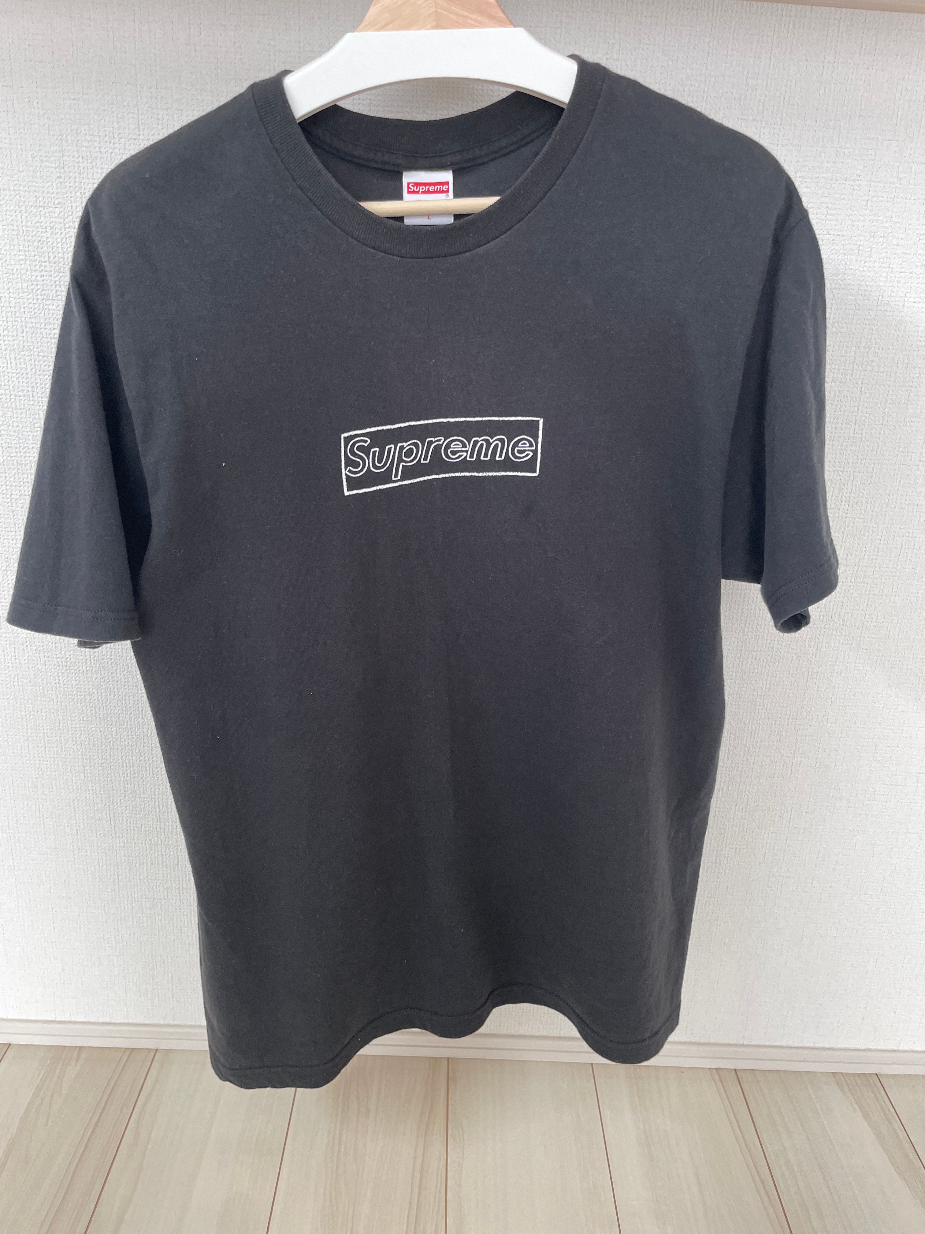 Supreme KAWS Chalk Logo Tee "Black"