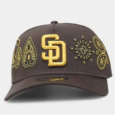 新品 海外限定★ ニューエラ SD パドレス 9 forty ペーズリー