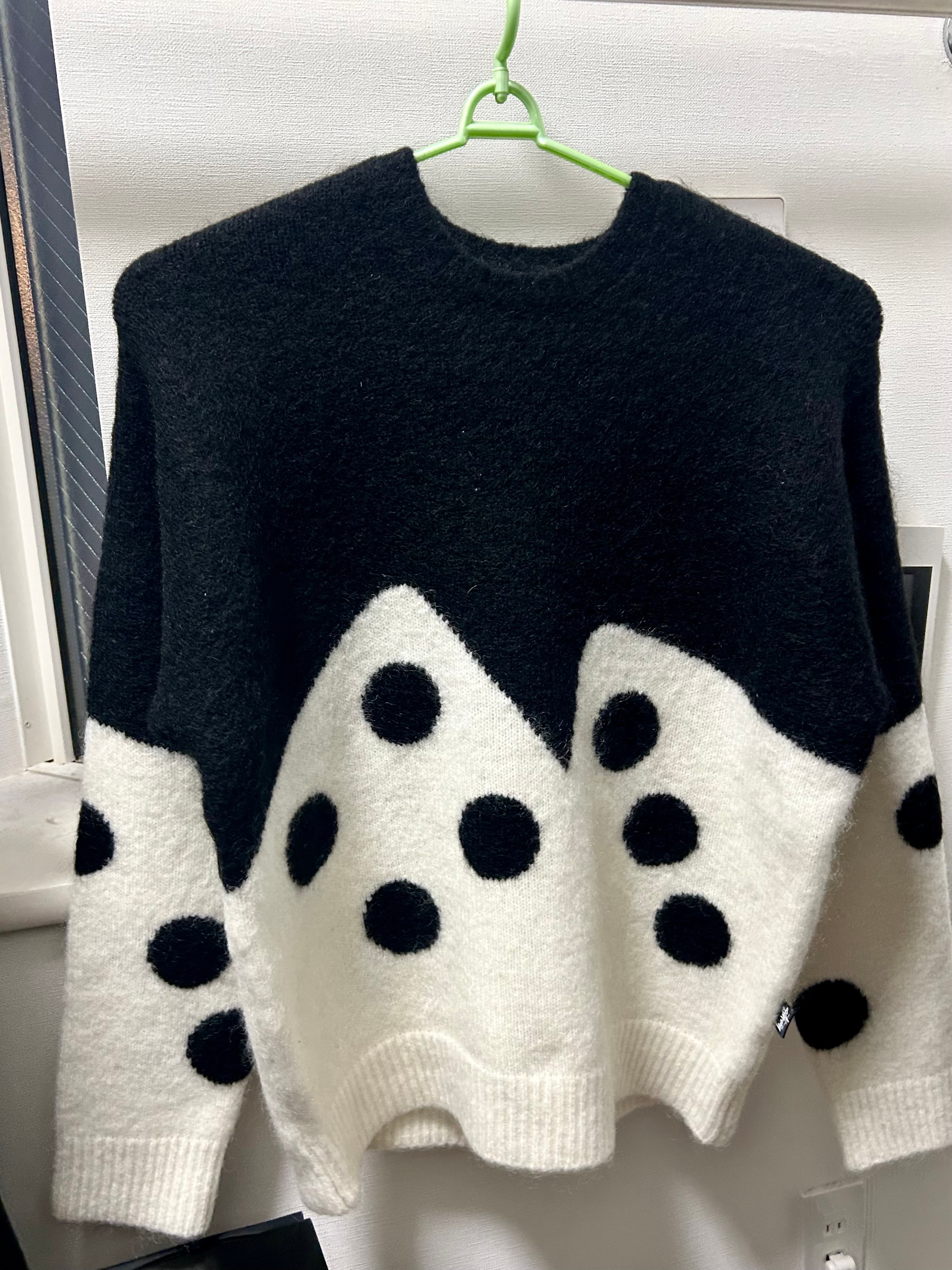 ステューシー ダイス ファジー クルー "ブラック"