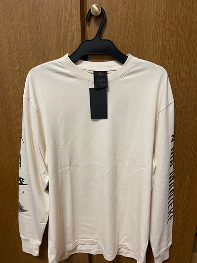 A MA MANIERE × JORDAN Long Tee "Light Cream/Black" CV3448-292 / CV3449-292