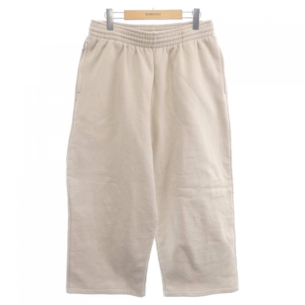 バレンシアガ BALENCIAGA 657002 TKV75 UNISEX パンツ