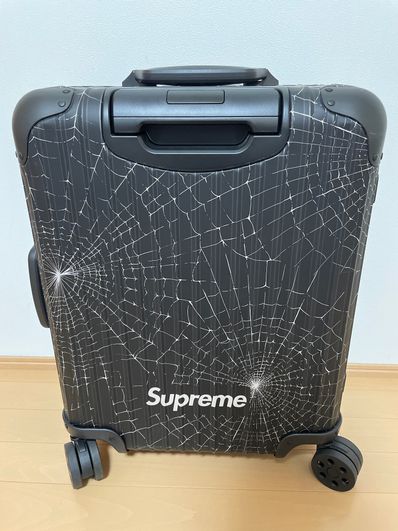 Supreme / RIMOWA Cabin Plus "Black"