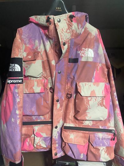Supreme x The North Face Cargo Jacket "Pink"