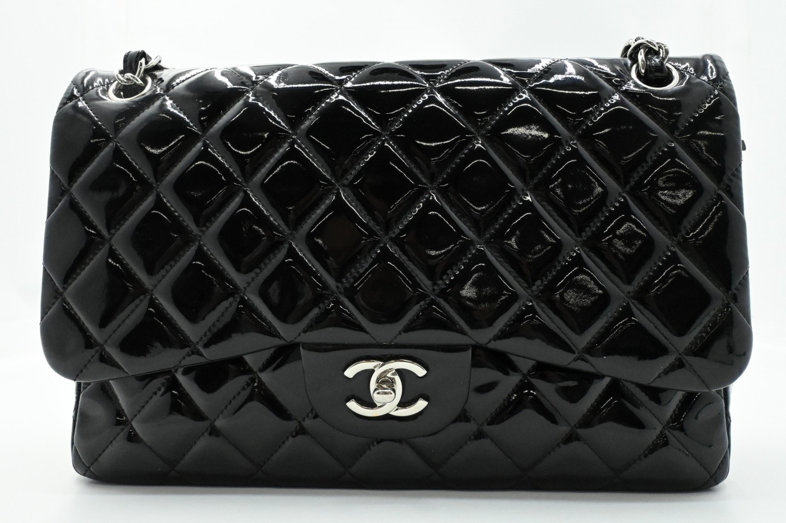 シャネル マトラッセ ダブルフラップ 30 ブラック パテントレザー