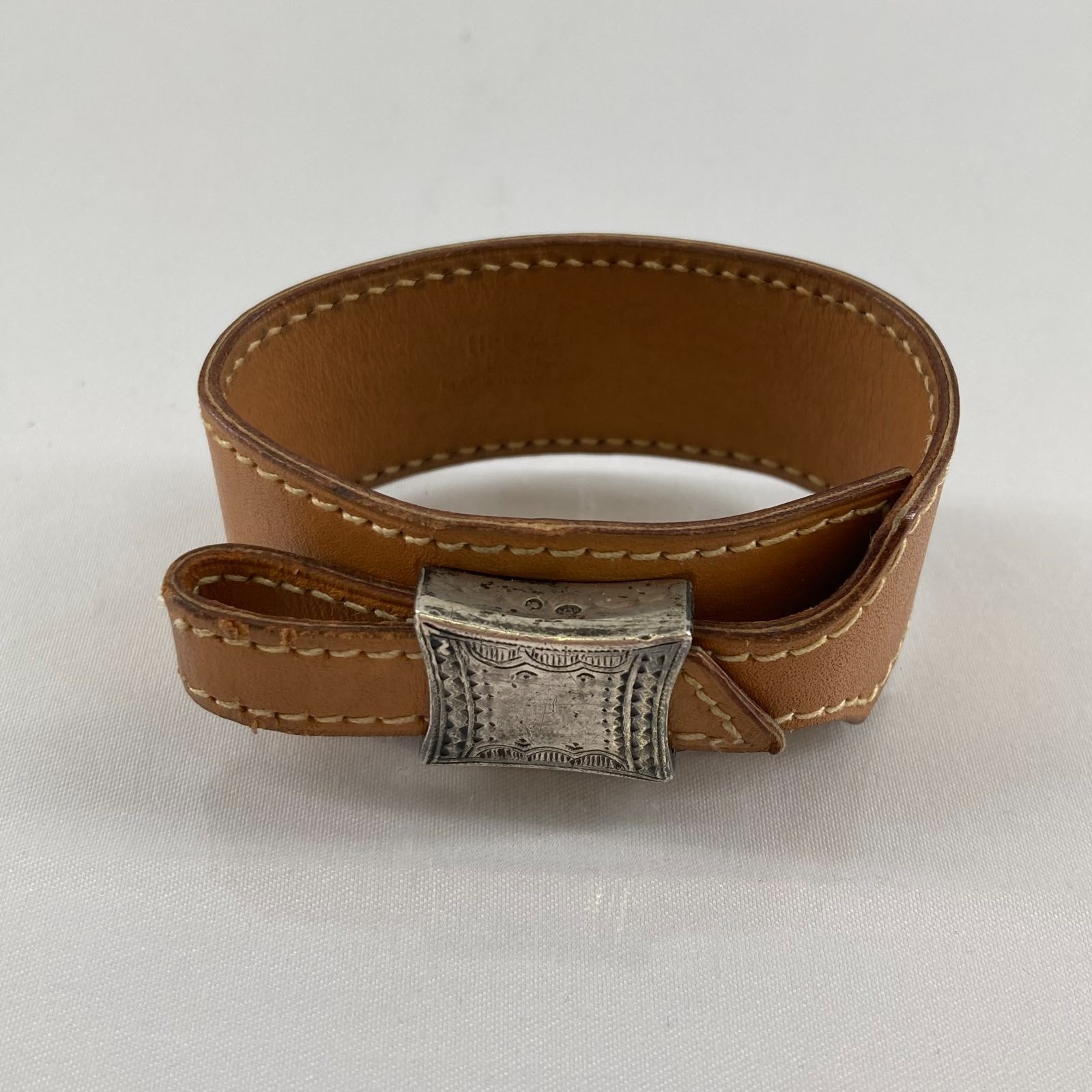 HERMES(エルメス) アルテミス ナチュラル □E レザーブレスレット ブラウン