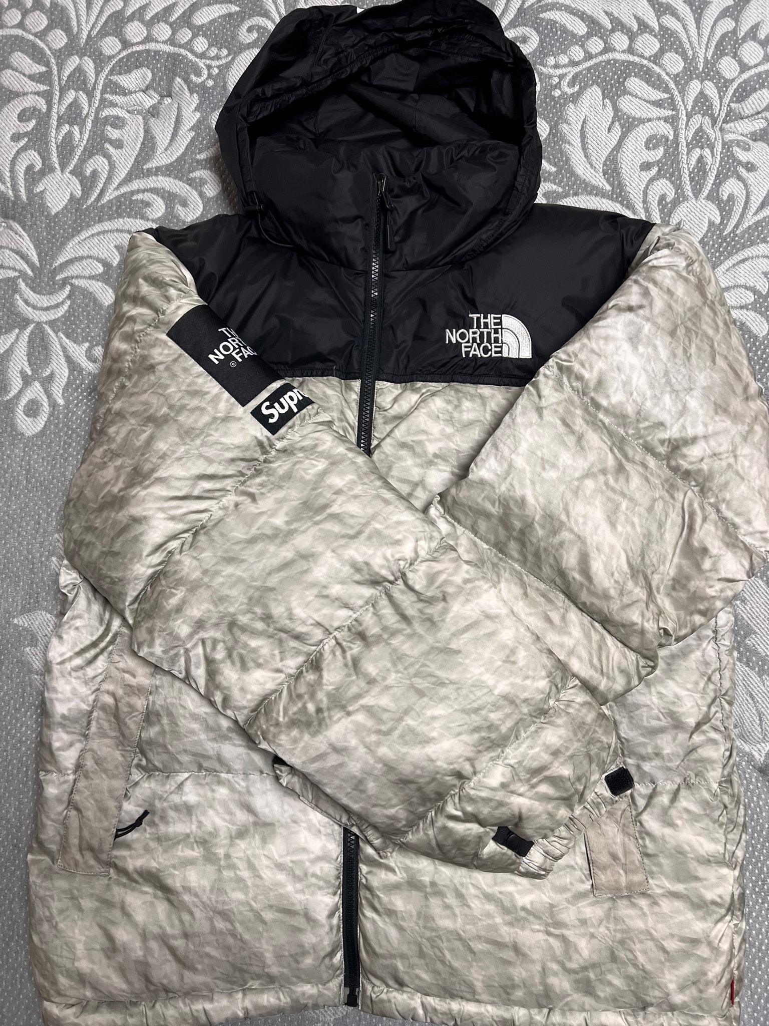 Supreme x The North Face Nuptse Jacket "White Paper Print"