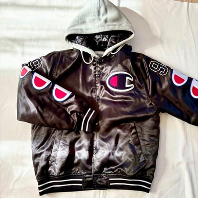 Supreme / Champion® Hooded Satin Varsity Jacket "Black"