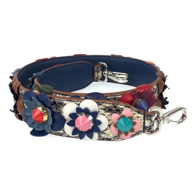 美品 FENDI フェンディ ストラップユー フラワー マルチカラー レザー プラスチック/ ショルダーストラップ 506713 【中古】