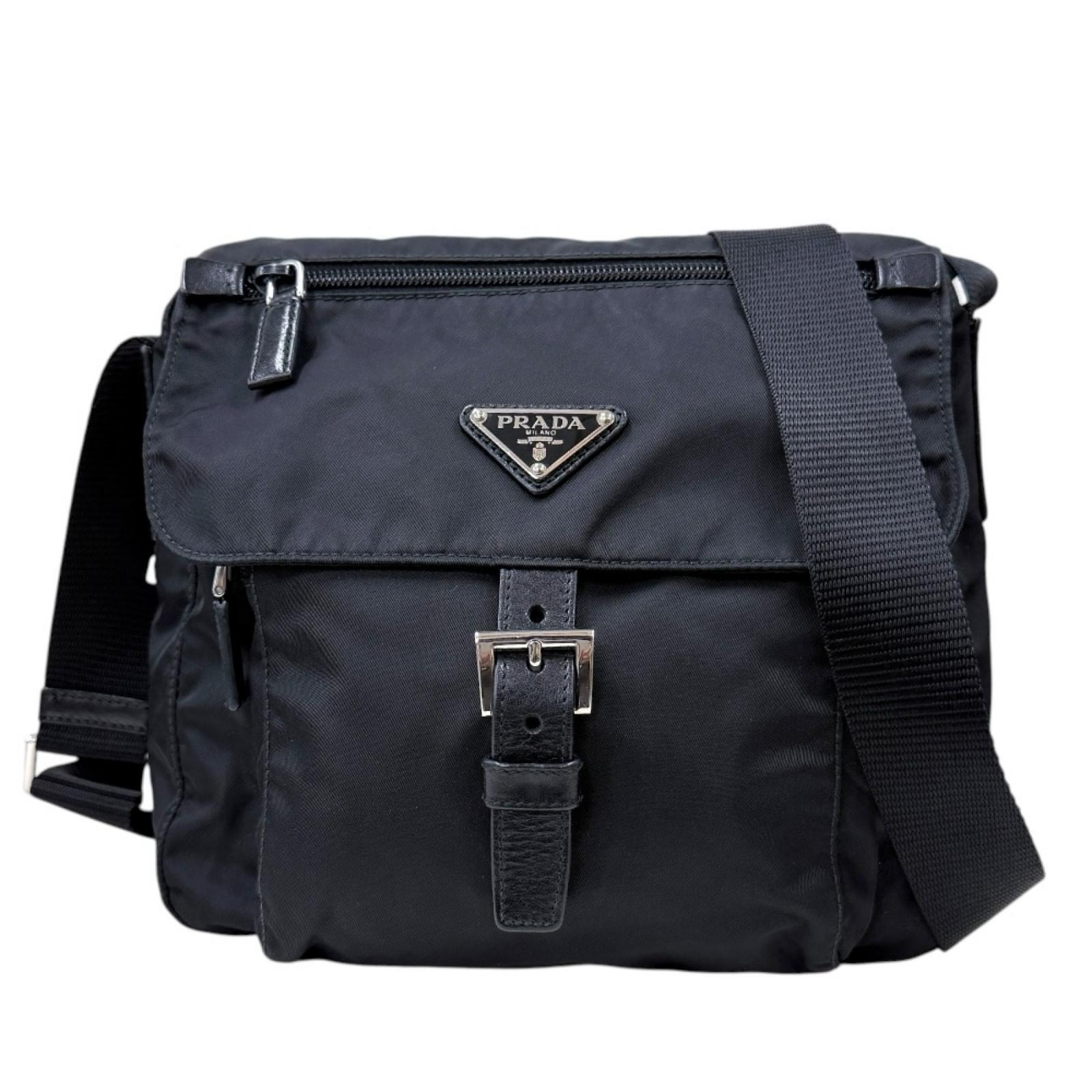プラダ ショルダーバッグ ナイロン ブラック ユニセックス PRADA 中古