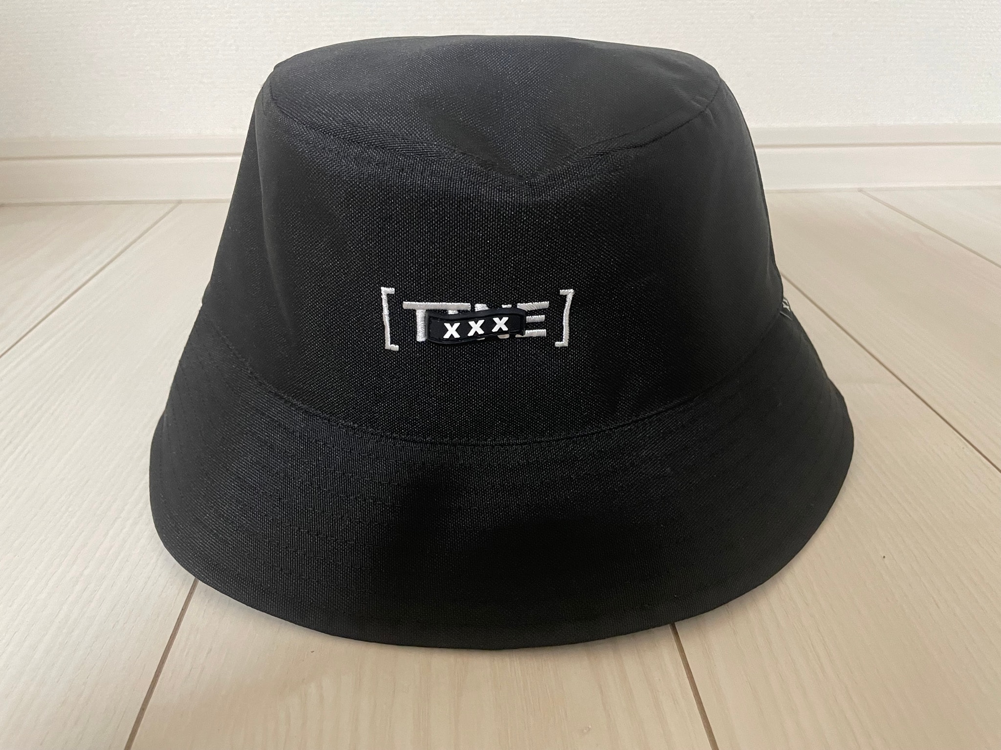 GOD SELECTION XXX x TTNE Bucket Hat GX-A24-TNHT-01 "Black"