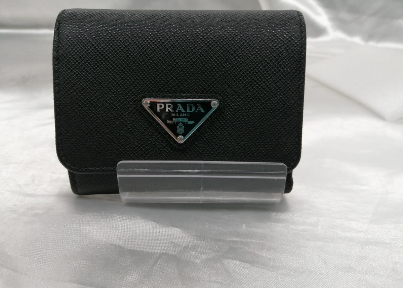 PRADA Saffiano Triangle Wallet "Black"