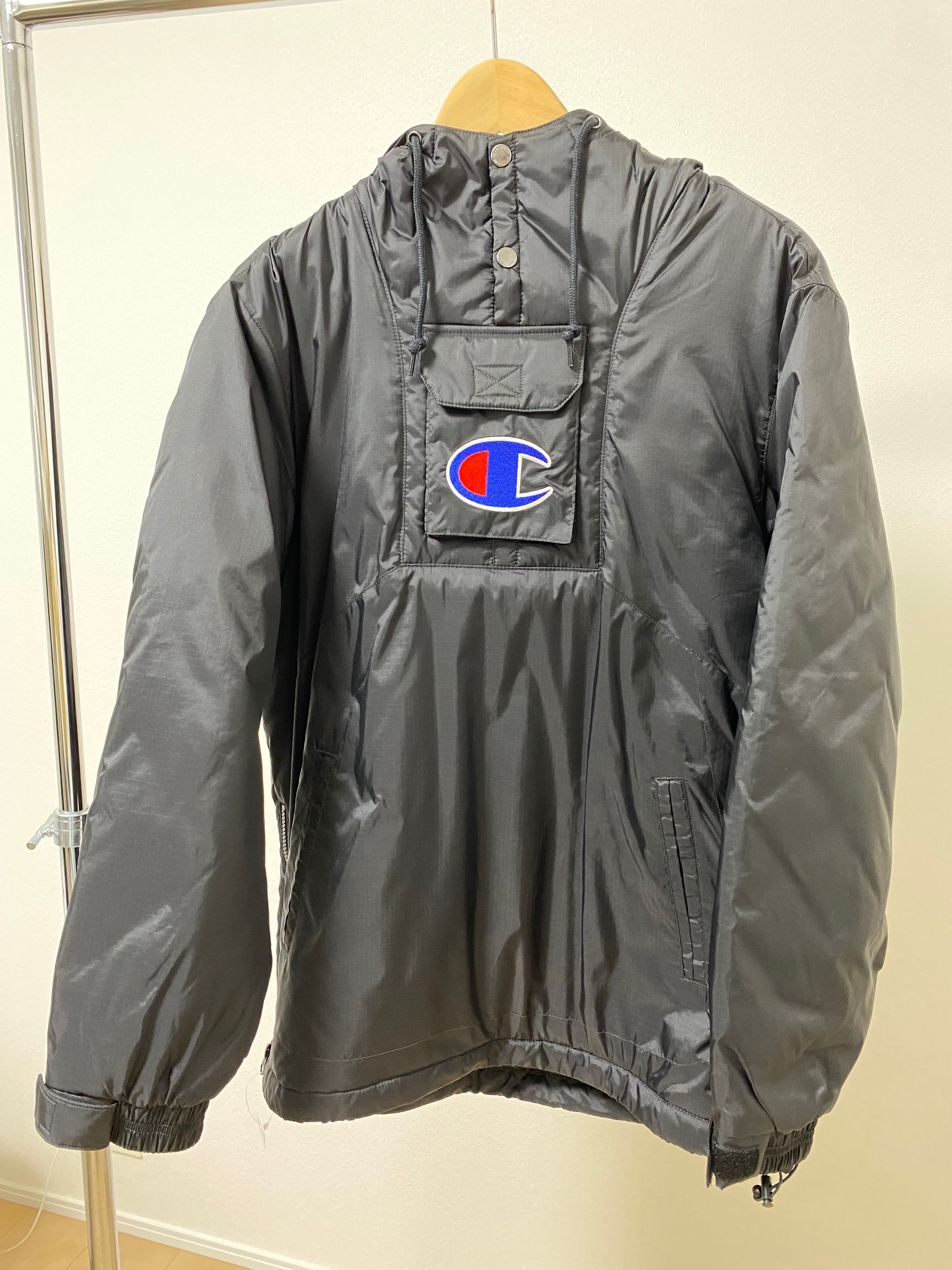 Supreme Champion Pullover Parka "Black"