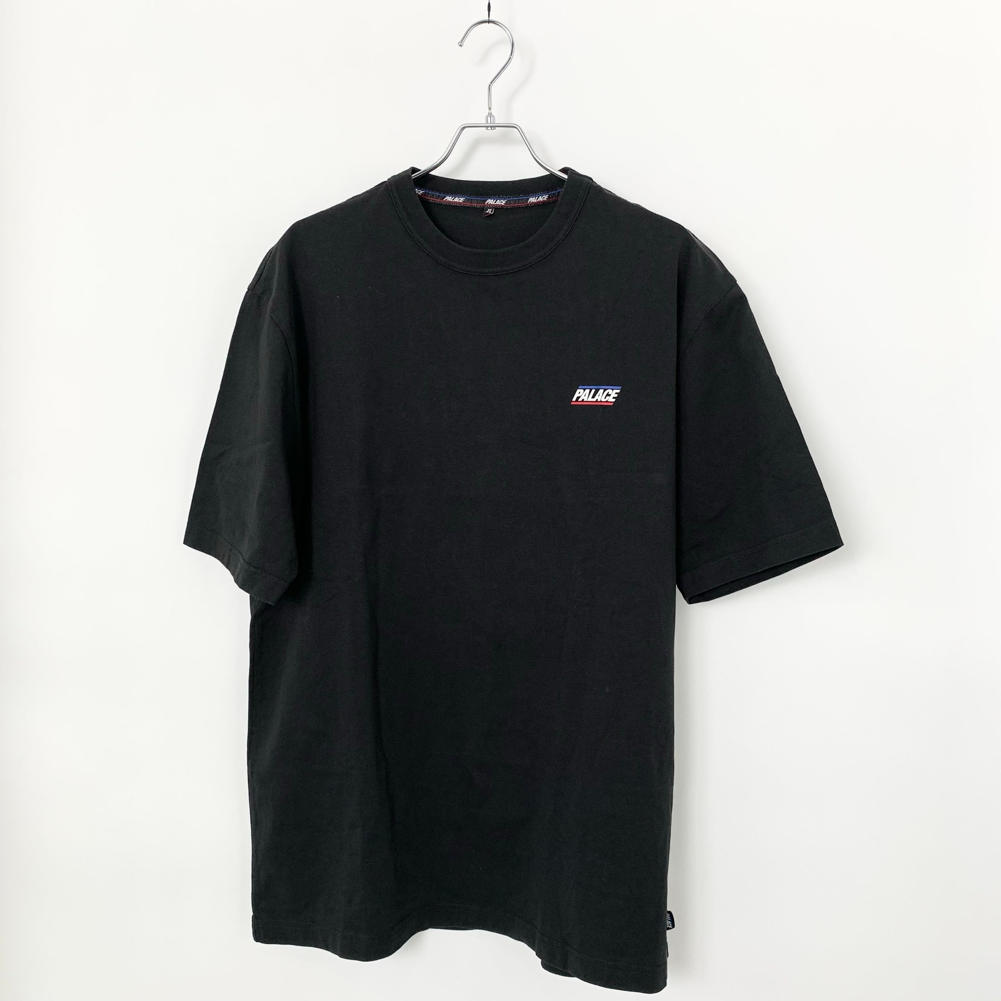 PALACE Basically A T-Shirt "Black"