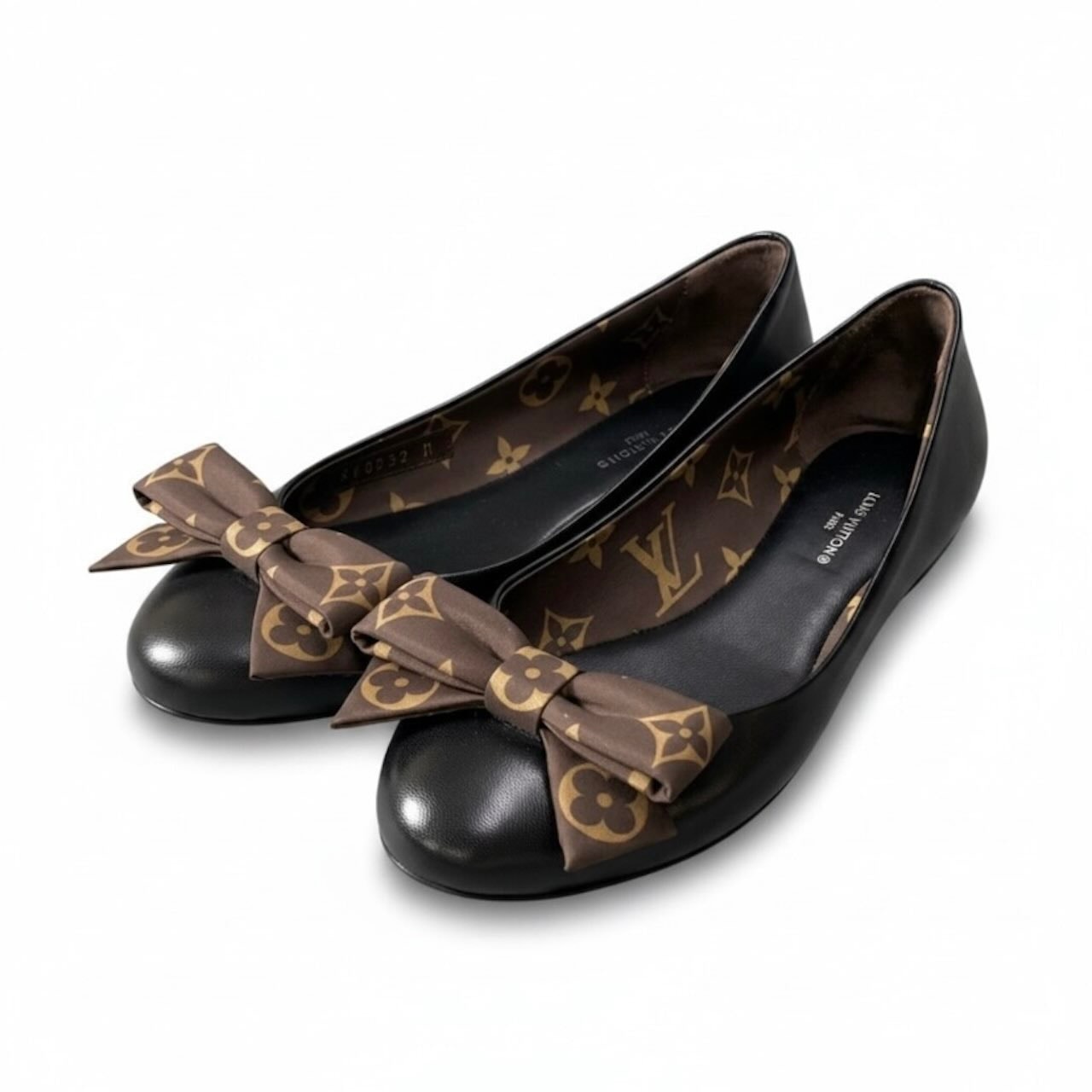 超美品 LOUIS VUITTON ルイヴィトン モノグラム リボン フラットシューズ ブラック レザー パンプス A3-00172 【中古】