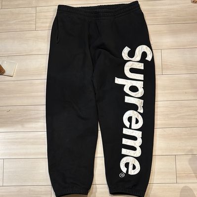 Supreme Satin Applique Sweatpant "Black" (22FW)