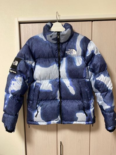 Supreme x The North Face Bleached Denim Print Nuptse Jacket "Indigo"