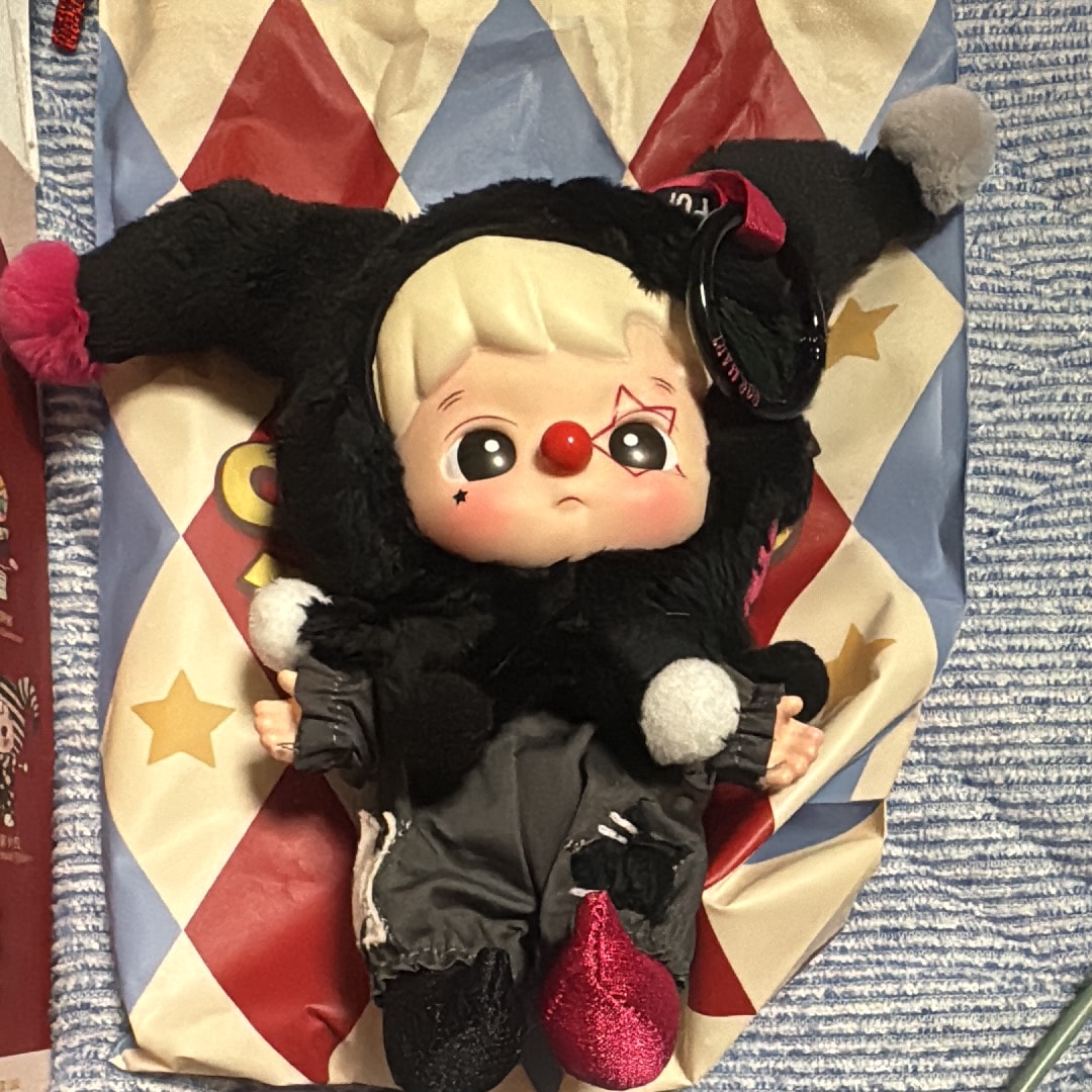 POP MART WHY SO SERIOUS Series-Vinyl Plush Pendant Shadow Joker (HACIPUPU)