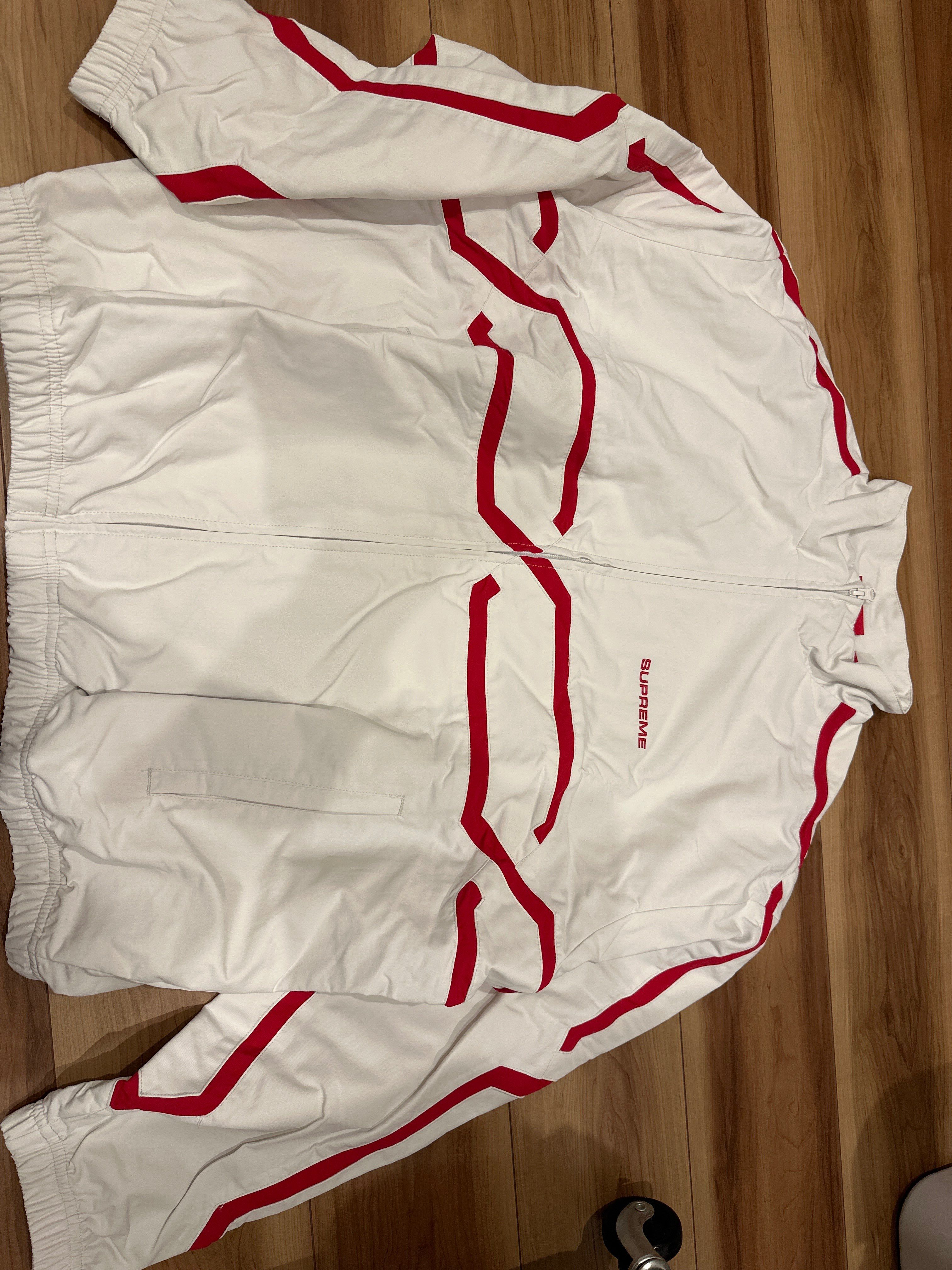 Supreme Inset Link Track Jacket "Light Grey"