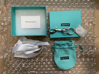Supreme / Tiffany & Co. Return to Tiffany Oval Tag Keyring "Silver"